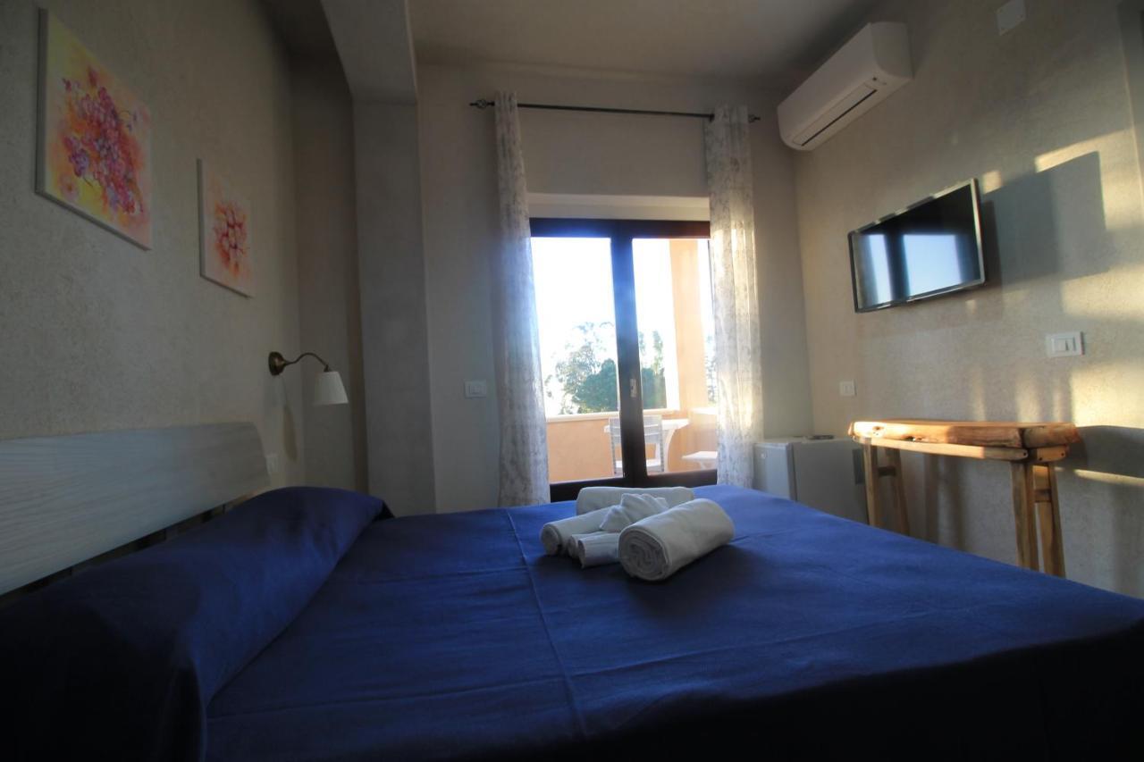 B&B Villa Orchidea ริกาดี ภายนอก รูปภาพ