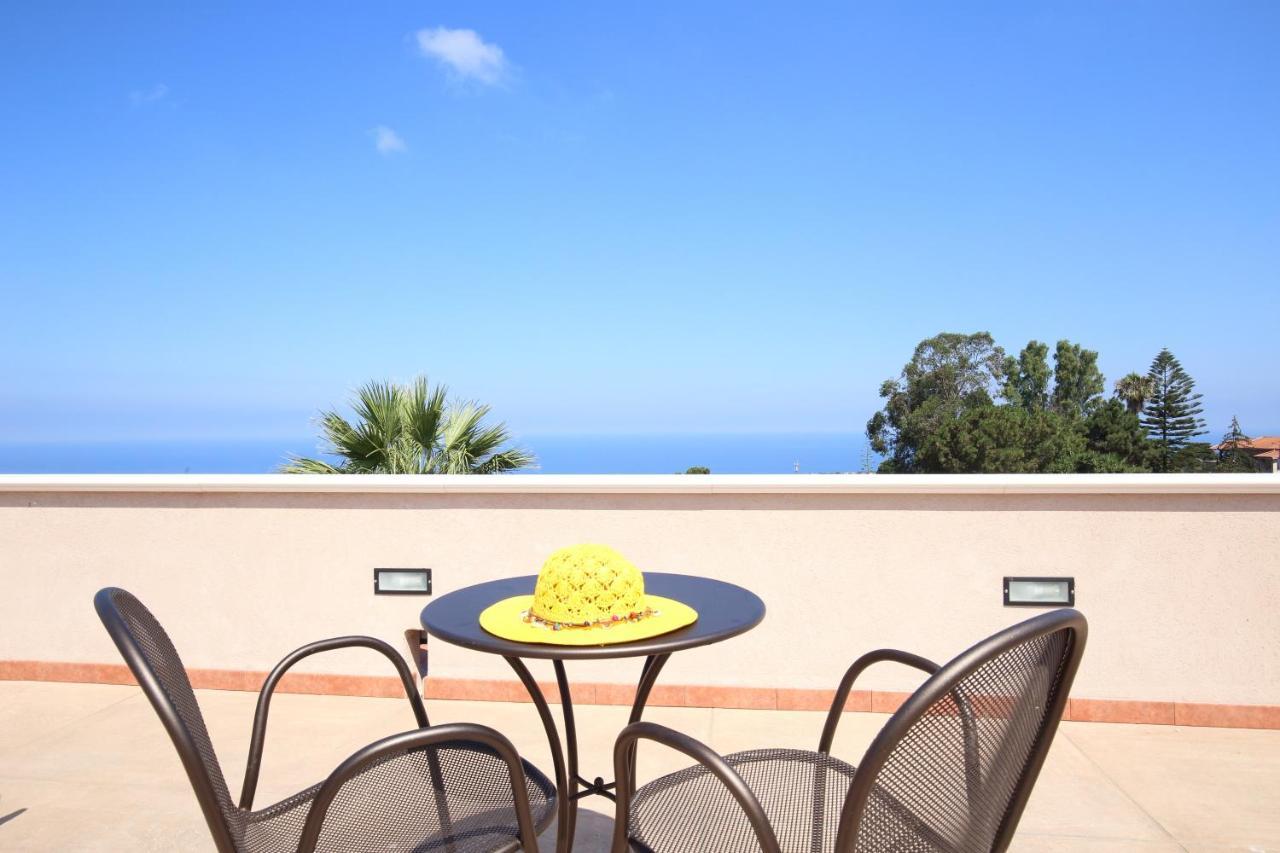 B&B Villa Orchidea ริกาดี ภายนอก รูปภาพ